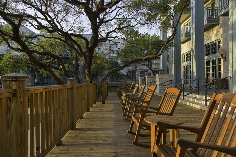 Aunt_Marys_Porch_Rocking_Chairs